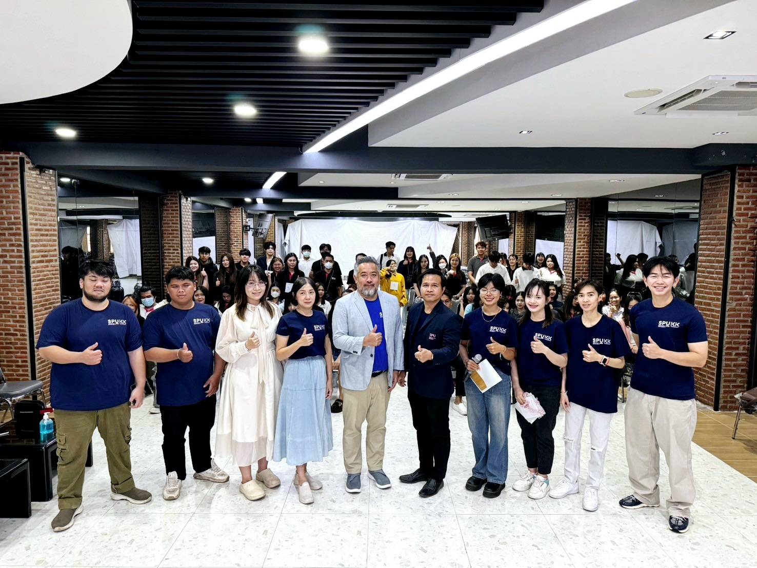 คณะบริหารธุรกิจจัดกิจกรรมเสริมทักษะในรายวิชา MGT 23567 ภาวะผู้นำและการ ...